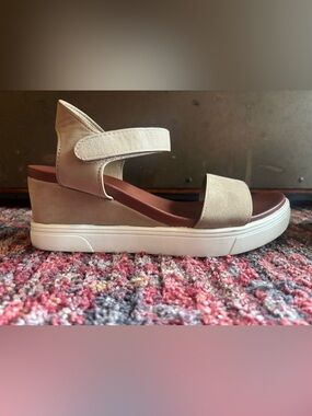 MIA Tobin Sport Bottom Wedge, taupe